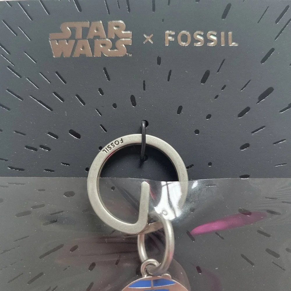 Star Wars x Fossil R2-D2 Keychain